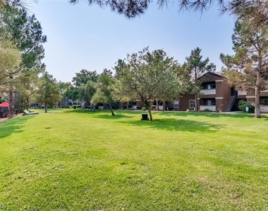 555 E Silverado Ranch Boulevard - Photo Thumbnail 25