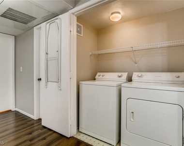 555 E Silverado Ranch Boulevard - Photo Thumbnail 23