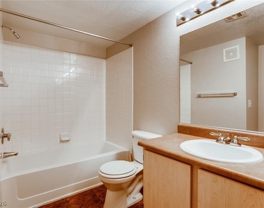 555 E Silverado Ranch Boulevard - Photo Thumbnail 22