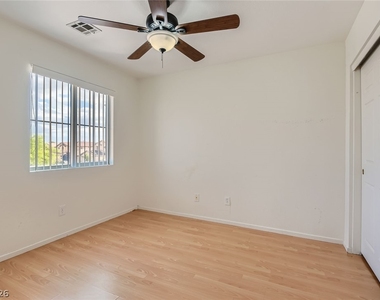 9577 Brooks Lake Avenue - Photo Thumbnail 7