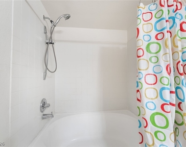 5055 W Hacienda Avenue - Photo Thumbnail 22