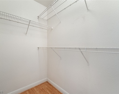 5055 W Hacienda Avenue - Photo Thumbnail 20