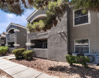 5055 W Hacienda Avenue - Photo Thumbnail 2