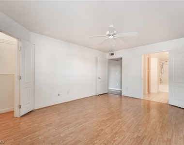 5055 W Hacienda Avenue - Photo Thumbnail 19