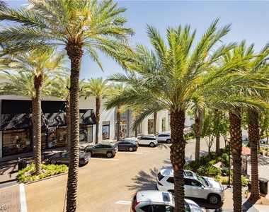 2240 Village Walk Drive - Photo Thumbnail 23
