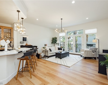 2240 Village Walk Drive - Photo Thumbnail 2