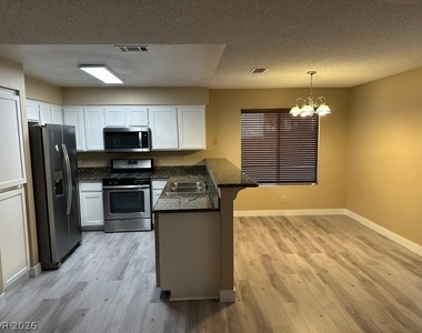 4004 Elkridge Drive - Photo Thumbnail 12