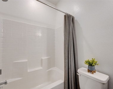 6515 Taffrail Avenue - Photo Thumbnail 16