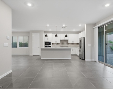 169 Medianoche Street - Photo Thumbnail 14