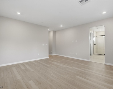 169 Medianoche Street - Photo Thumbnail 30