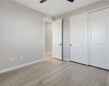 169 Medianoche Street - Photo Thumbnail 21