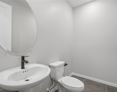 169 Medianoche Street - Photo Thumbnail 11