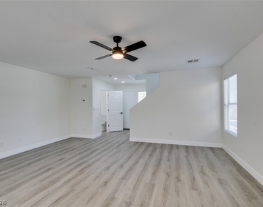 9892 Gold Pan Court - Photo Thumbnail 8