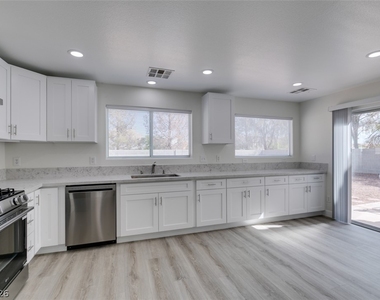 9892 Gold Pan Court - Photo Thumbnail 17