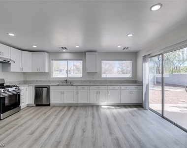 9892 Gold Pan Court - Photo Thumbnail 12