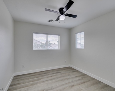 9892 Gold Pan Court - Photo Thumbnail 26