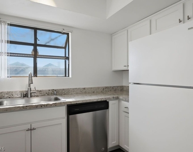 7200 Pirates Cove Road - Photo Thumbnail 7