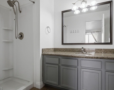 7200 Pirates Cove Road - Photo Thumbnail 13