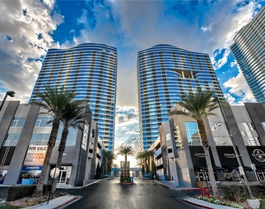 4575 Dean Martin Drive - Photo Thumbnail 11