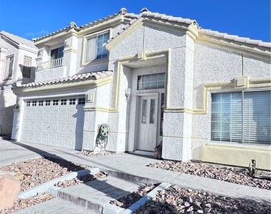 7842 W Gilmore Avenue - Photo Thumbnail 1