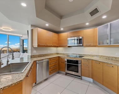 222 Karen Avenue - Photo Thumbnail 7