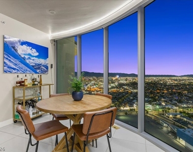 222 Karen Avenue - Photo Thumbnail 3