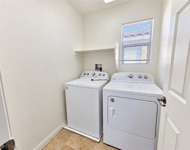 8389 Lower Trailhead Avenue - Photo Thumbnail 13