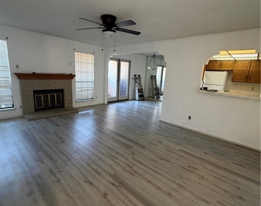 1751 E Reno Avenue - Photo Thumbnail 4