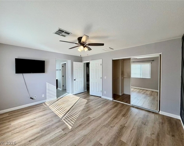 4763 Chase Canyon Court - Photo Thumbnail 10