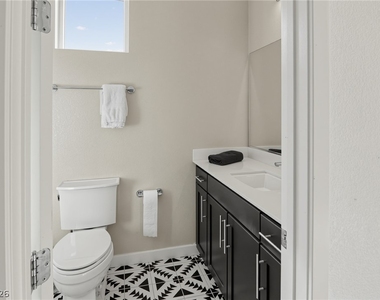 881 Barrhead Avenue - Photo Thumbnail 10