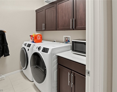 881 Barrhead Avenue - Photo Thumbnail 12