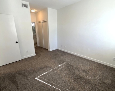 9050 W Warm Springs Road - Photo Thumbnail 12