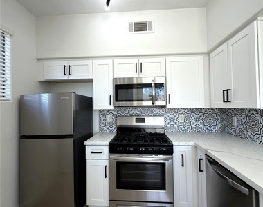 9050 W Warm Springs Road - Photo Thumbnail 9