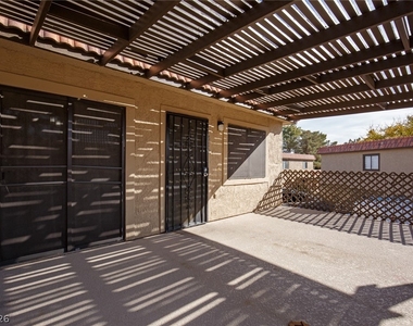 619 Pepper Tree Circle - Photo Thumbnail 1