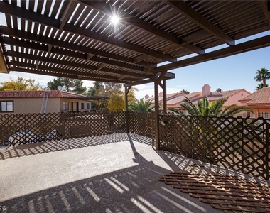 619 Pepper Tree Circle - Photo Thumbnail 2