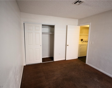 4156 Overbrook Drive - Photo Thumbnail 34