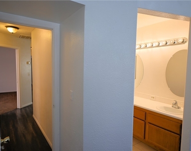 4156 Overbrook Drive - Photo Thumbnail 24