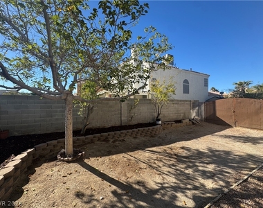 8077 Cetus Circle - Photo Thumbnail 27