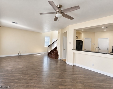 8516 Sonnet Court - Photo Thumbnail 5