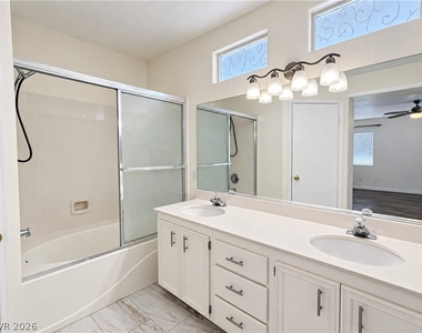8516 Sonnet Court - Photo Thumbnail 22