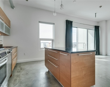 200 Hoover Avenue - Photo Thumbnail 13
