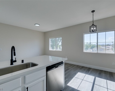 3400 Cabana Drive - Photo Thumbnail 26