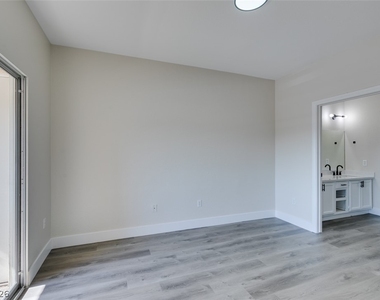 3400 Cabana Drive - Photo Thumbnail 29