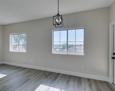 3400 Cabana Drive - Photo Thumbnail 17