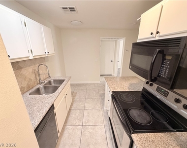5211 Lindell Road - Photo Thumbnail 4