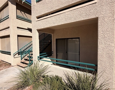 5211 Lindell Road - Photo Thumbnail 14