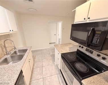 5211 Lindell Road - Photo Thumbnail 3