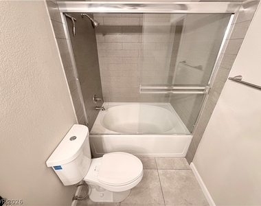 5211 Lindell Road - Photo Thumbnail 9