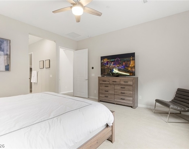 2642 Summit Springs Street - Photo Thumbnail 15
