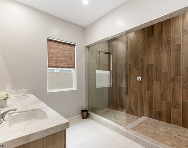 2642 Summit Springs Street - Photo Thumbnail 16